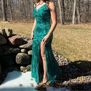 Lulus Elegant Green Prom Dress